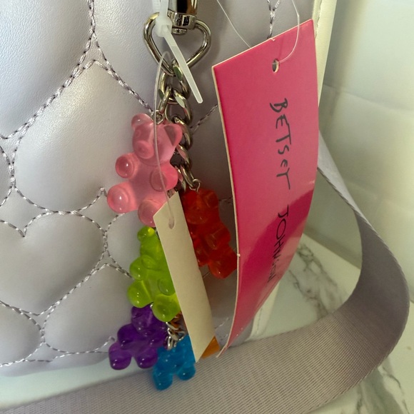 Betsey Johnson Lavender Quilted Hearts Tote Crossbody Purse Gummy Bear Charms - Picture 4 of 5